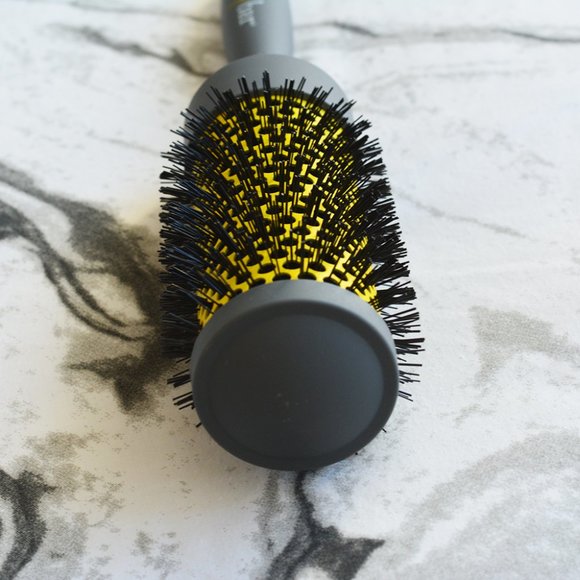 NWOT Drybar Full Pint Medium Round Ceramic Brush and Hold Me Hair Clips - Picture 6 of 7